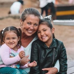 Meet your Posher, Sandy